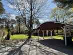 Carport und Haus